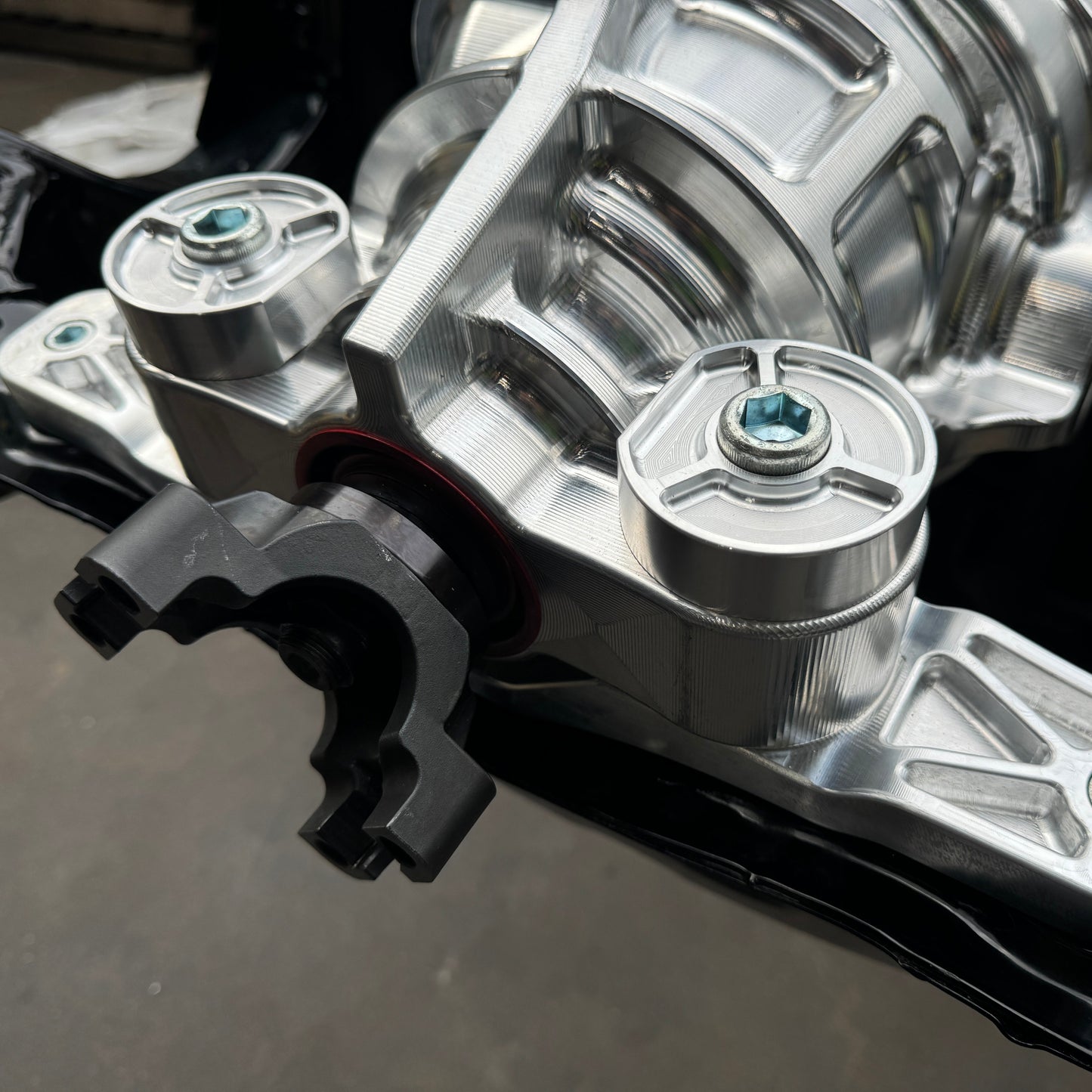 8.8" Toyota JZA80 Rear Differential Billet Housing Street Kit